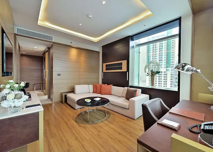 Eastin Grand Sathorn מלון 5*