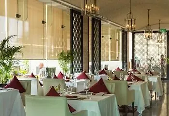 فندق Eastin Grand Sathorn بانكوك
