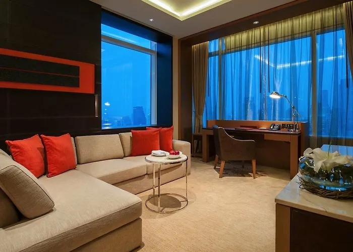 מלון Eastin Grand Sathorn 5*